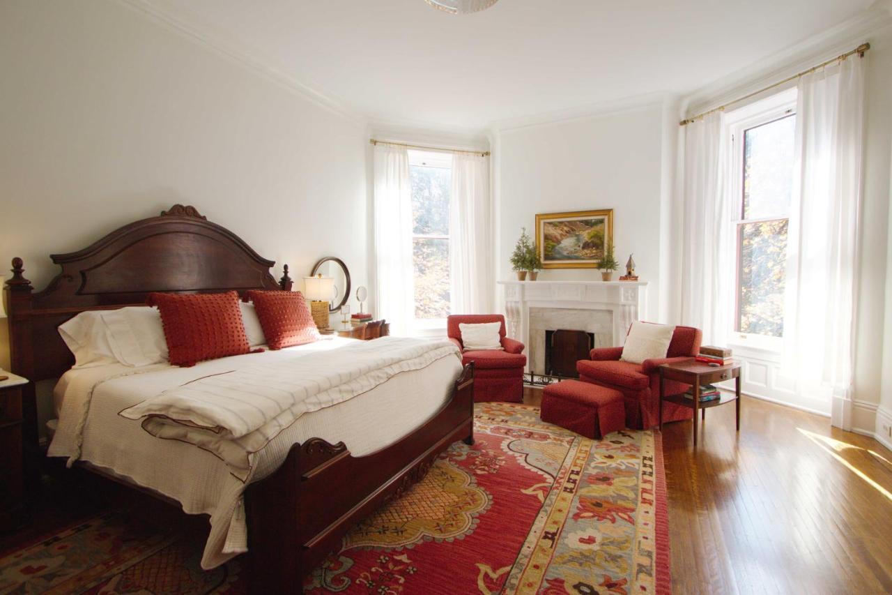 Louisville Bourbon Inn Esterno foto